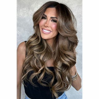 Cinnamon Roll Clip in Extensions